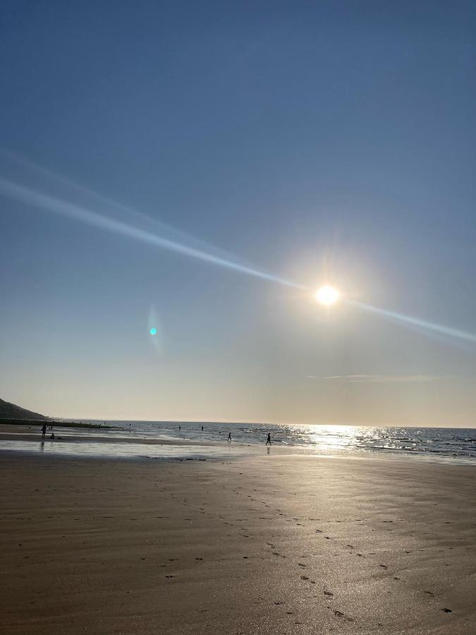 Appartement Neuf Beautiful Villers 1-4 Pers Avec Parking Prive Et A 200 M Plage ภายนอก รูปภาพ
