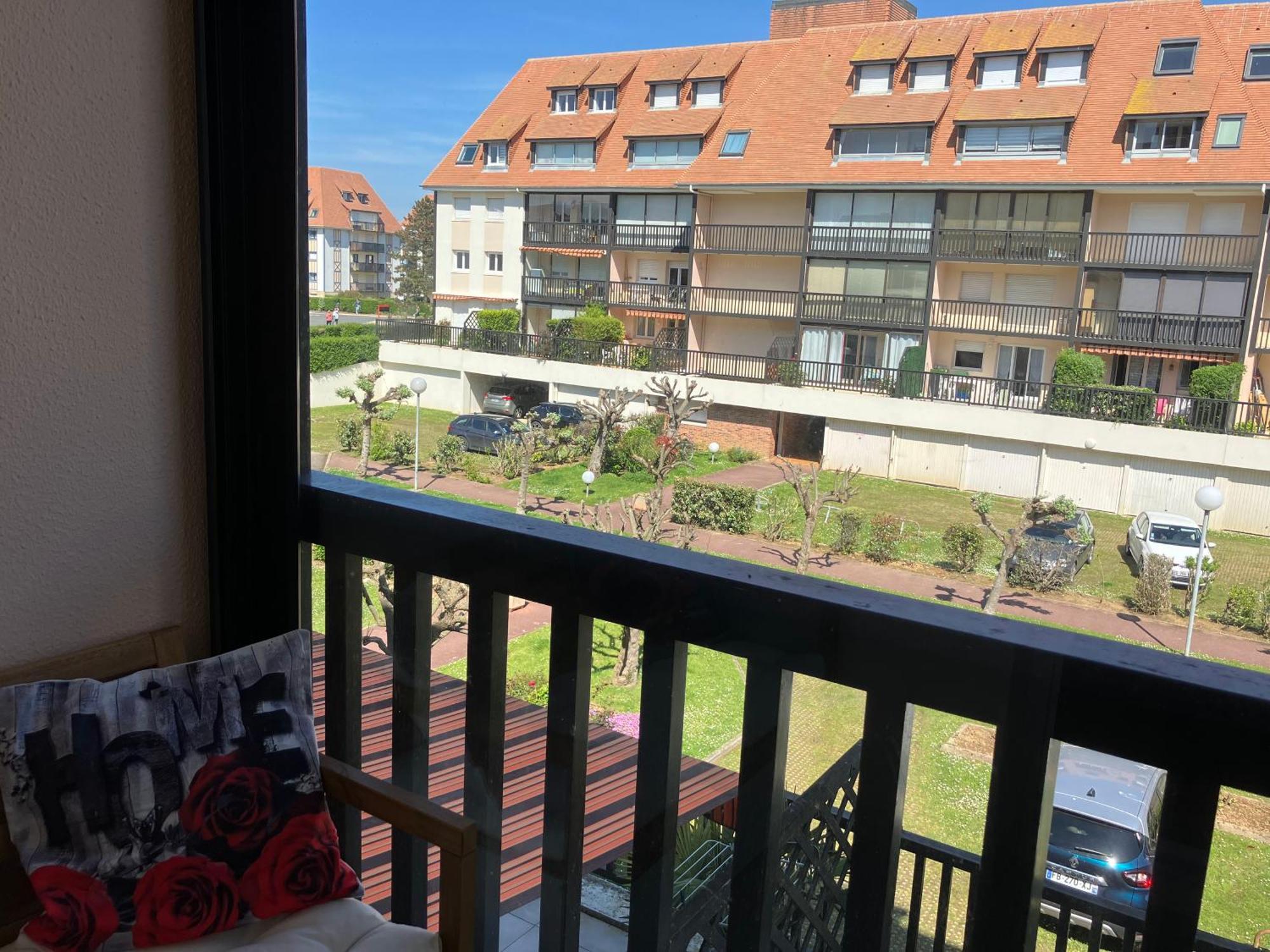 Appartement Neuf Beautiful Villers 1-4 Pers Avec Parking Prive Et A 200 M Plage ภายนอก รูปภาพ