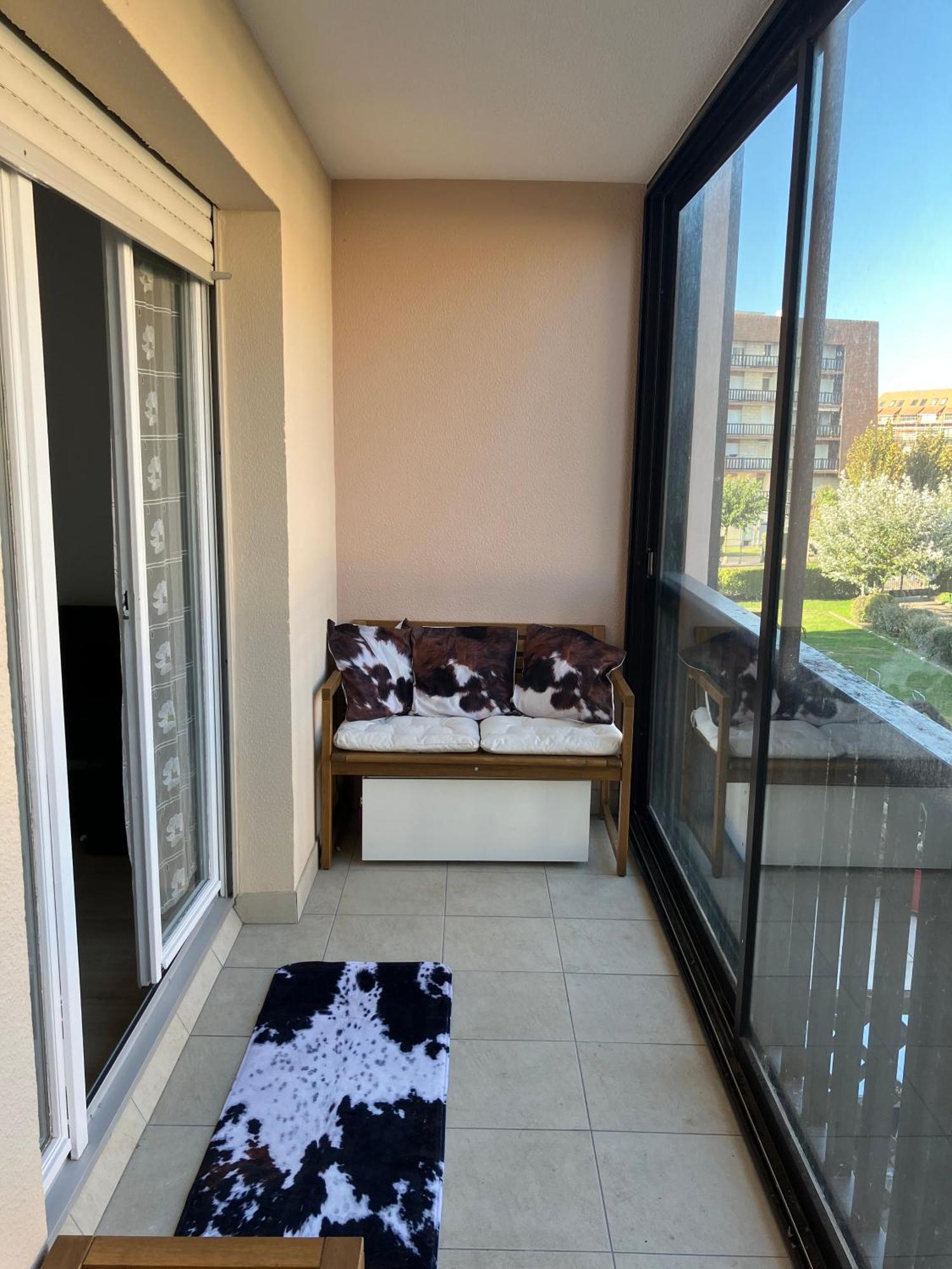 Appartement Neuf Beautiful Villers 1-4 Pers Avec Parking Prive Et A 200 M Plage ภายนอก รูปภาพ